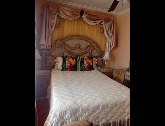 3 BEDROOM HOUSE FOR SALE IN KWANOBUHLE